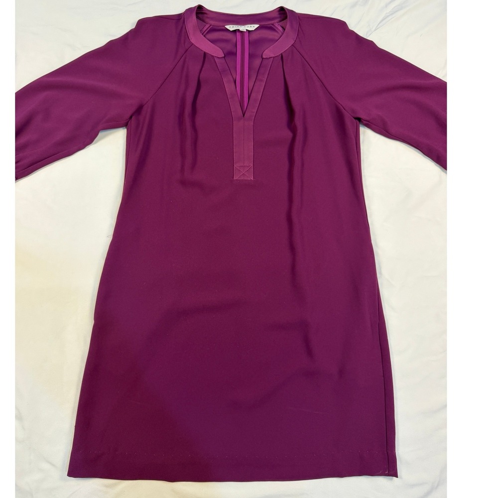 Trina Turk Magenta Purple Split VNeck Shift Dress 3/4 Sleeve Size M Quiet Luxury